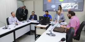 Vereadores no Plenário Helvécio Arantes