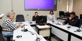 Vereadores no Plenário Helvécio Arantes