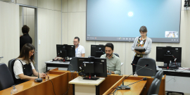 Vereadores em reunião de comissão na CMBH