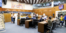 Vereadores em plenário durante votação nesta sexta (6/3) na CMBH