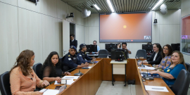 Conselheiros e representantes do poder público participam de reunião 