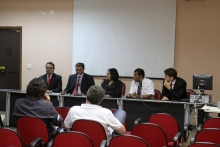 vereadores membros da comissão se reúnem