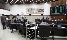 Poluição, cuidados com embalagens e guichês em bancos estão entre os temas dos vetos mantidos