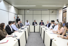 Câmara discute alterativas para enfrentar crise do setor hoteleiro. Foto Mila Milowski