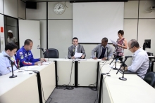 Comissão de Administração Pública aprova o parecer de cinco projetos de lei e marca audiência