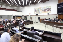 Feirantes discutem permanência em Feira do Mineirinho