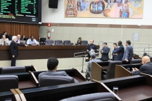 Parlamentares se revezaram ao microfone para se manifestar sobre ideologia de gênero e outros assuntos da cidade