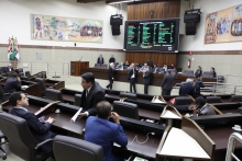 Violência em ato contra aumento de tarifa repercute em plenário. Foto: Mila Milowski