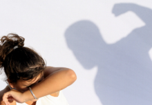 Projetos preveem combate à violência contra mulher
