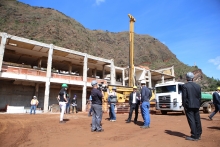 Vereador Osvaldo Lopes em visita técnica a obras de reforma e expansão do Hospital da Oncomed, Bairro Mangabeiras, Região Centro-Sul