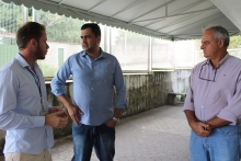 Vereador Irlan Melo, Régis de Pádua Santos (gerente do Centro de Saúde Vila Imperial) e Sylvio Malta (coordenador da Administração Regional Oeste), em visita técnica ao Centro de Saúde Vila Imperial, Bairro Madre Gertrudes (Região Oeste)