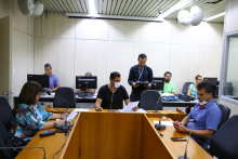 Vereadores Irlan Melo e Orlei e vereadora Marilda Portela, em reunião extraordinária da Comissão de Legislação e Justiça, nesta terça-feira (17/3)