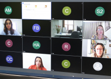 Tela exibe vereadoras em videoconferência