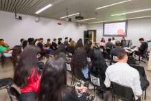 Convidados e palestrantes no Plenário JK