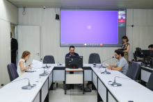 Vereadores reunidos durante reunião na CMBH